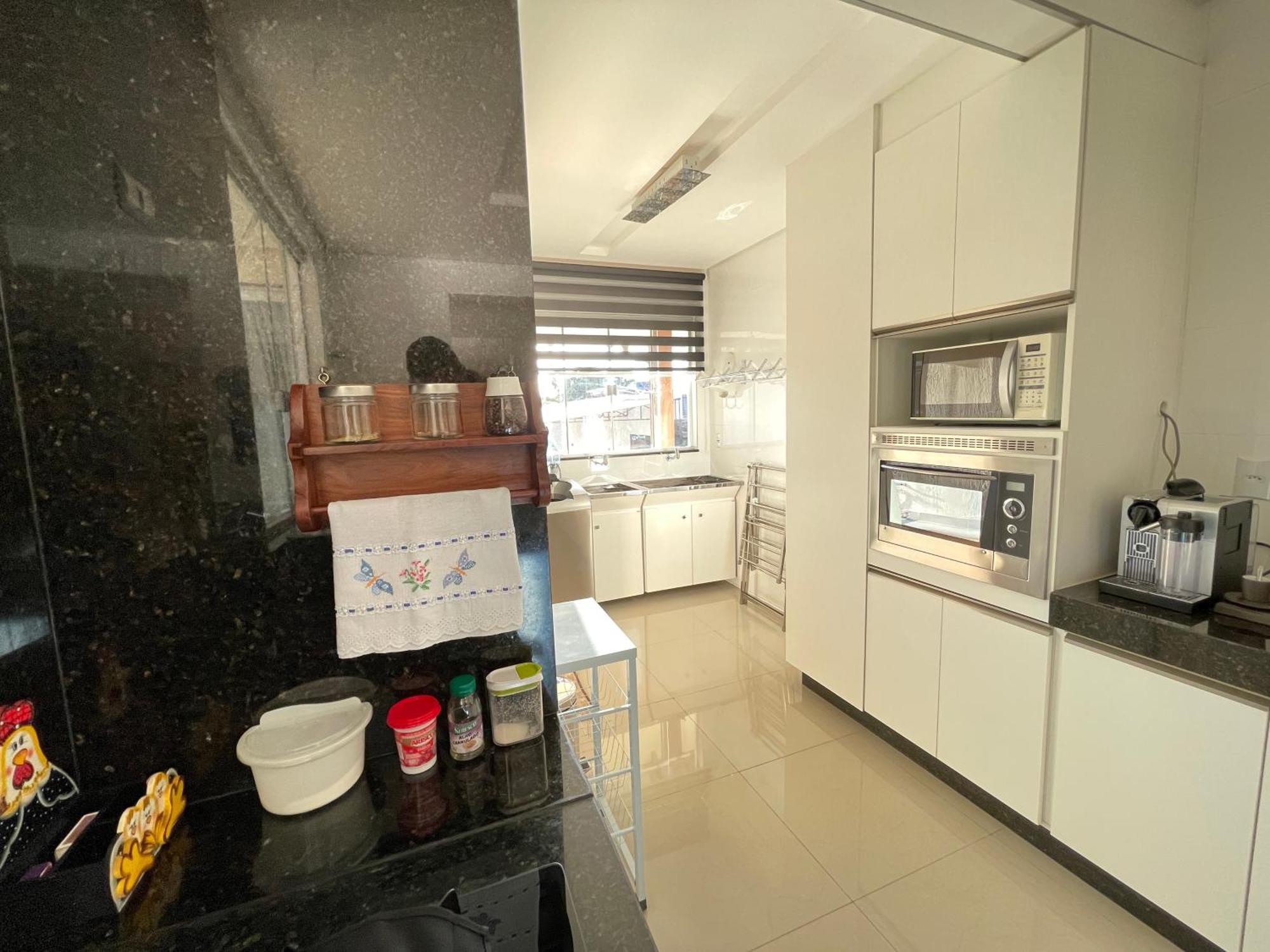 Linda Casa Na Eptg Com Lazer Completo - *